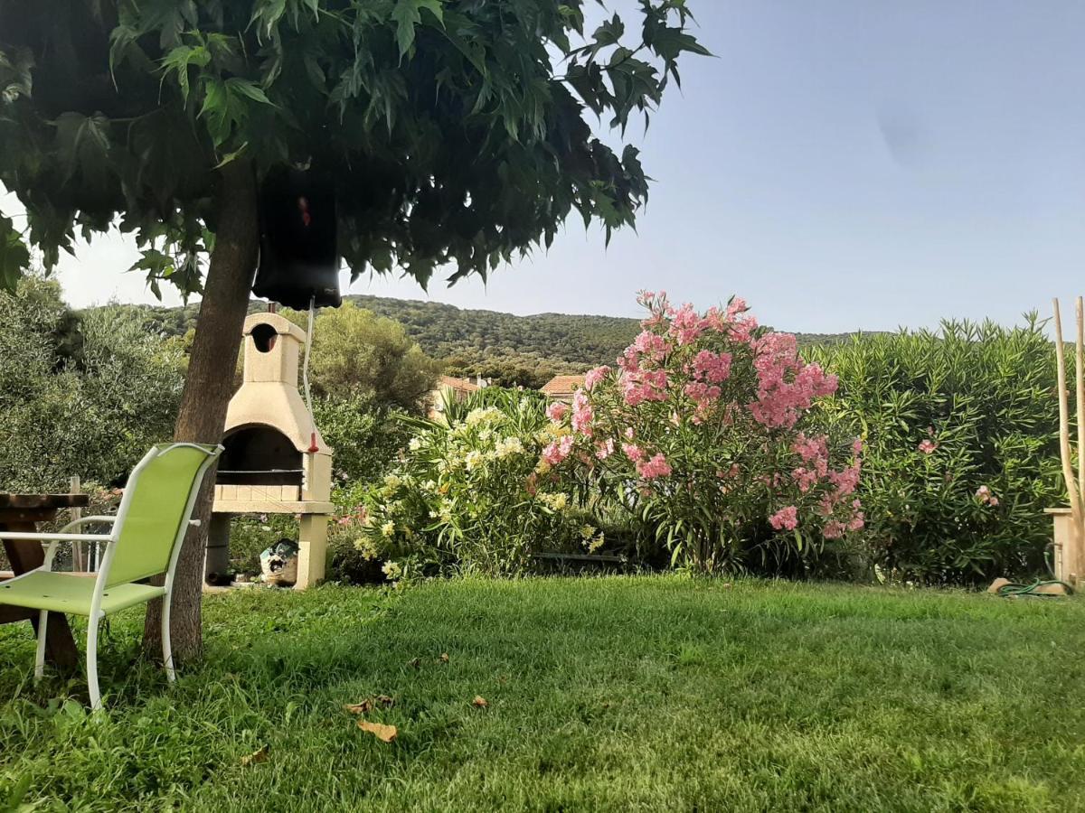 Hébergement de vacances Orasi Casa Fiurita *